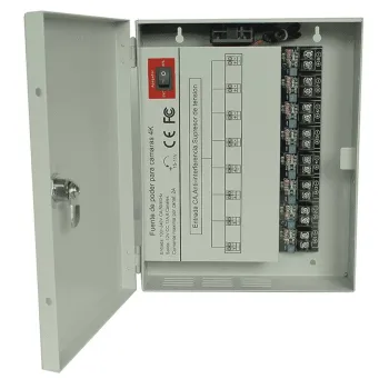Fuente de Poder SAXXON PSU1213-D8H - 11 a 15Vcd - 13A - para 8 Cámaras - PSU1213-D8H