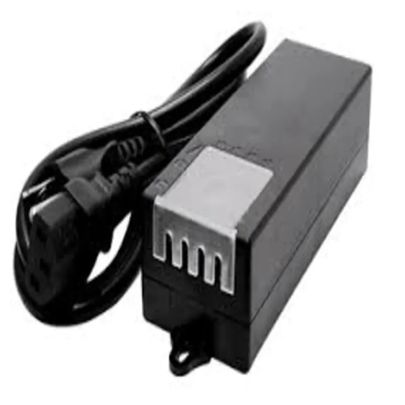 Fuente de Poder Saxxon TVN083024 - 4 Canales - 12V - 5A - TVN083024