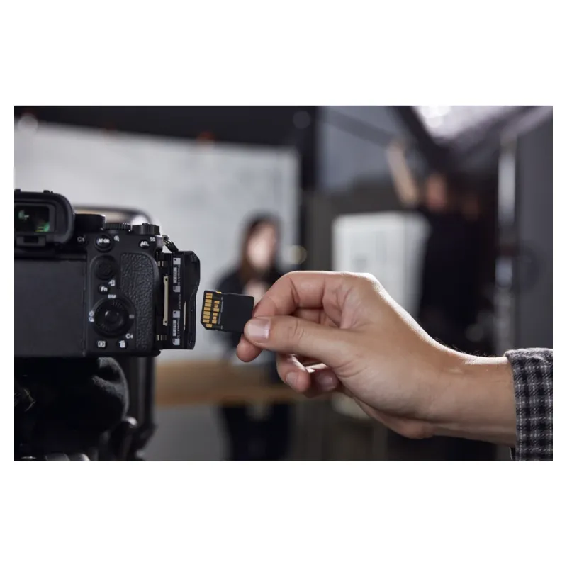 Memoria SDXC Kingston Canvas React Plus - 512GB - Clase 10 - UHS-II - SDR2V6/512GB