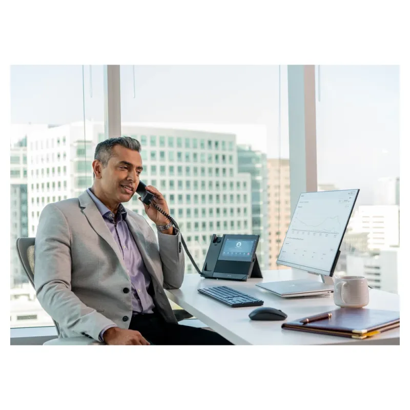 Teléfono IP Poly CCX 600 - 24 Líneas - Altavoz - Negro - Certificado para Microsoft Teams - 82Z84AA