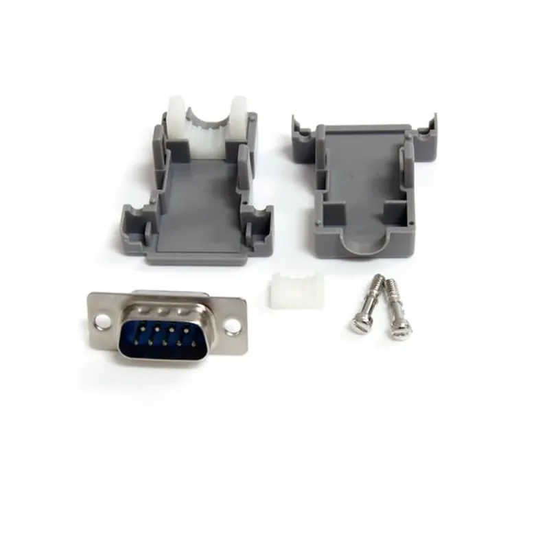 Conector StarTech.com D-sub DB9 Serial macho ensamblado con carcasa plastica - C9PSM