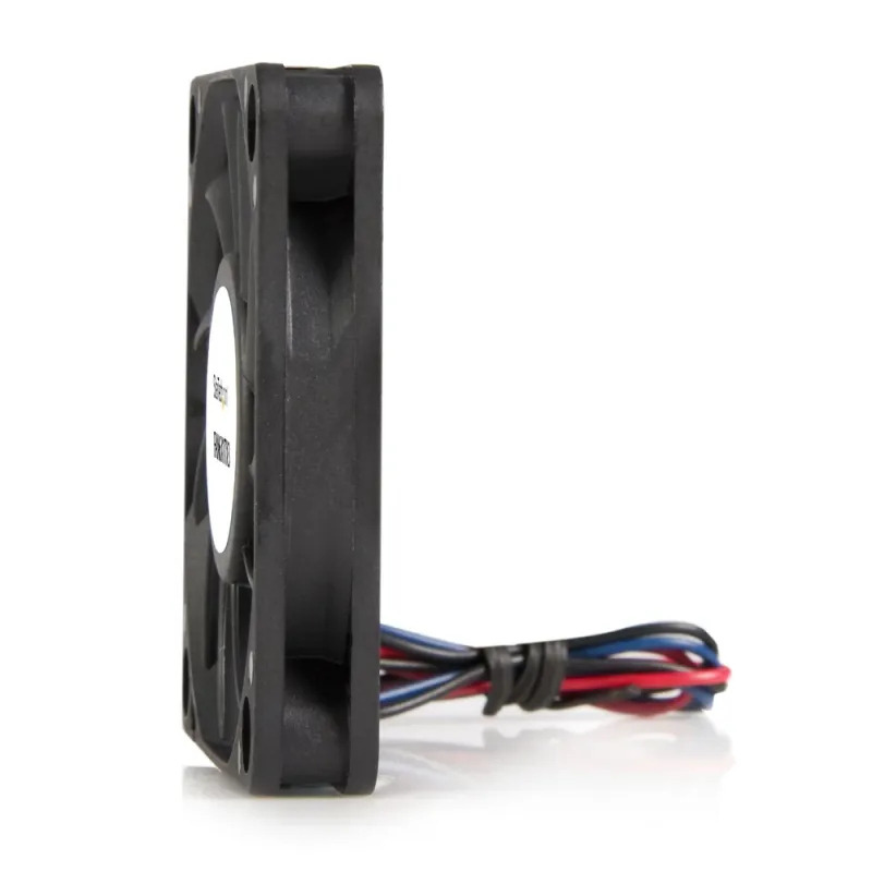 Ventilador StarTech.com - 60 mm - 4000 RPM - 3-Pines - FAN6X1TX3