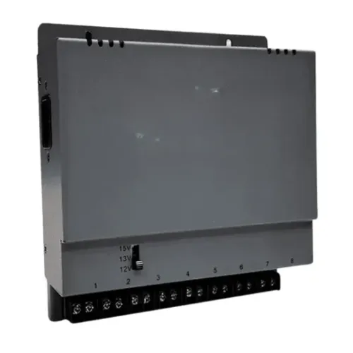 Fuente de Poder Regulable SAXXON PSU1208A - Metálica - Conexión de Hasta 8 Canales - Voltaje de Ajuste 12V 13V o 15V CC - Salida de Hasta 5 Amp en los 4 Canales - Instalación en Pared - PSU1208A Fuente de Poder Regulable SAXXON PSU1208A - Metálica - Conexión de Hasta 8 Canales - Voltaje de Ajuste 12V 13V o 15V CC - Salida de Hasta 5 Amp en los 4 Canales - Instalación en Pared - PSU1208A